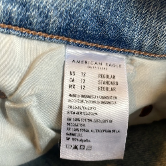 American Eagle women’s baggy style jeans size 12 - Picture 9 of 10